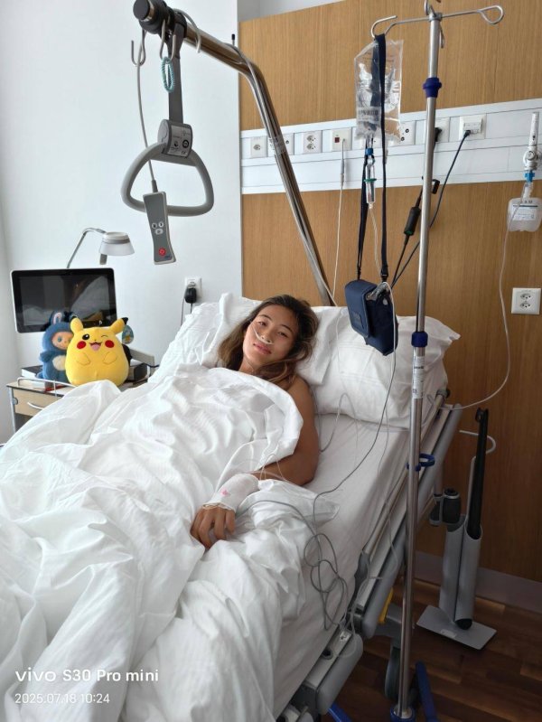 场外配资公司 接受右肘手术，按下暂停键的郑钦文期待更好归来